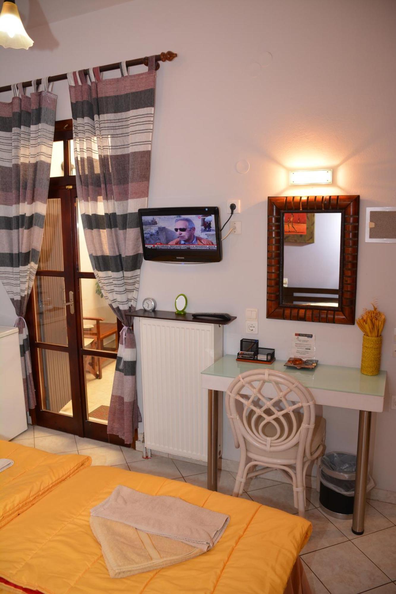 Enetiko Rooms Hriszí Aktí Haniá Kültér fotó